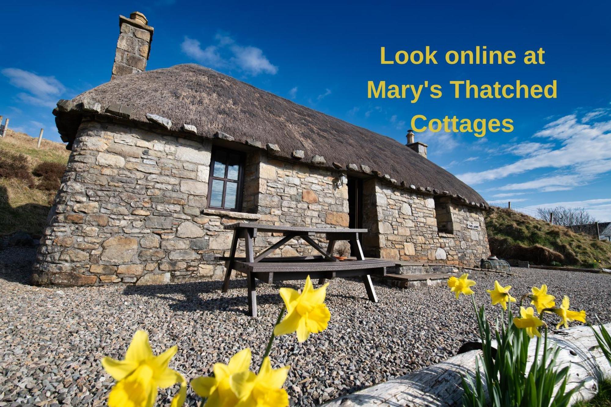 Tigh Lachie, Mary'S Thatched Cottages, Elgol, Isle Of Skye Exterior foto